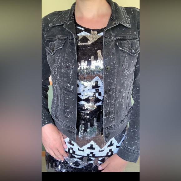 Levi’s jean jacket woman’s black speckled jean jacket - Picture 2 of 15